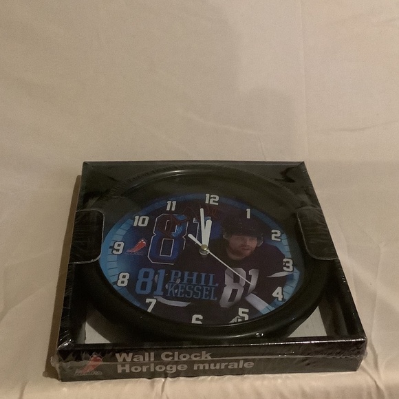 Retired Phil Kessel clock - Picture 1 of 2